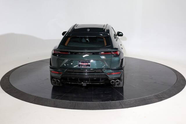 2024 Lamborghini Urus S