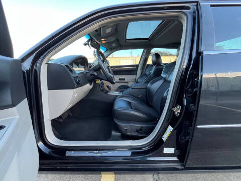 2006 Chrysler 300 SRT-8