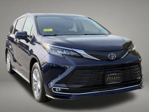 2022 Toyota Sienna XLE 7-Passenger