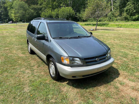1999 Toyota Sienna