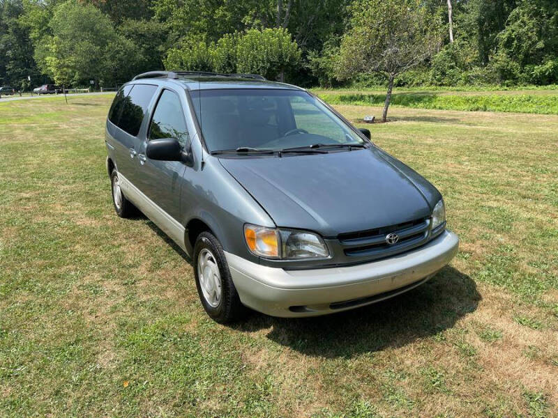 1999 Toyota Sienna