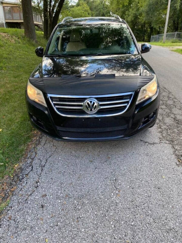 2009 Volkswagen Tiguan for sale at Carsland KC in Kansas City MO