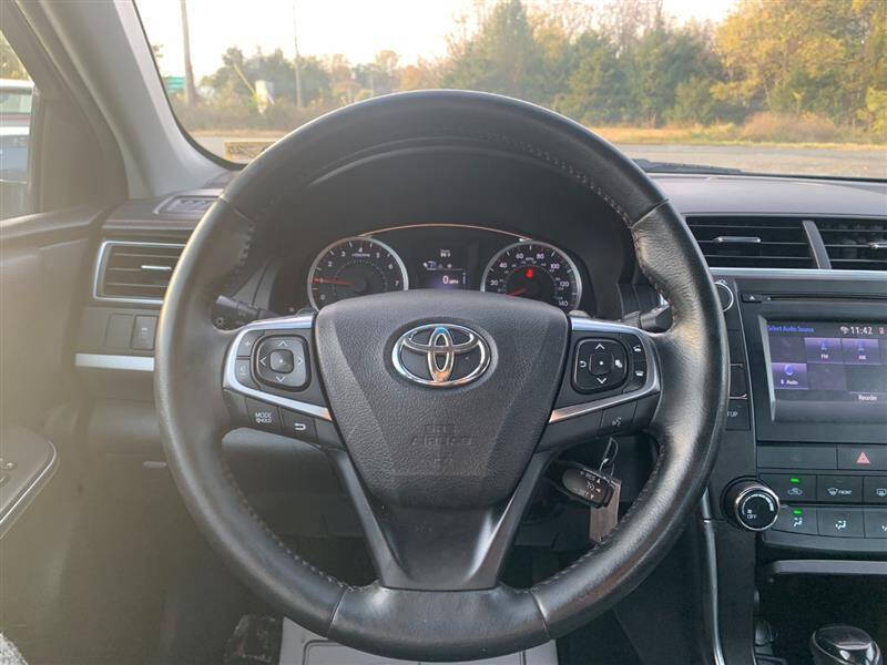 2017 Toyota Camry SE