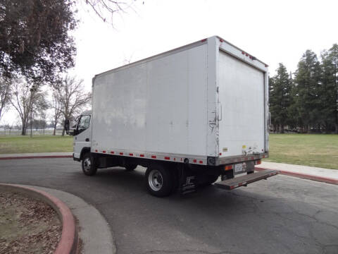 2015 Mitsubishi Fuso FE180