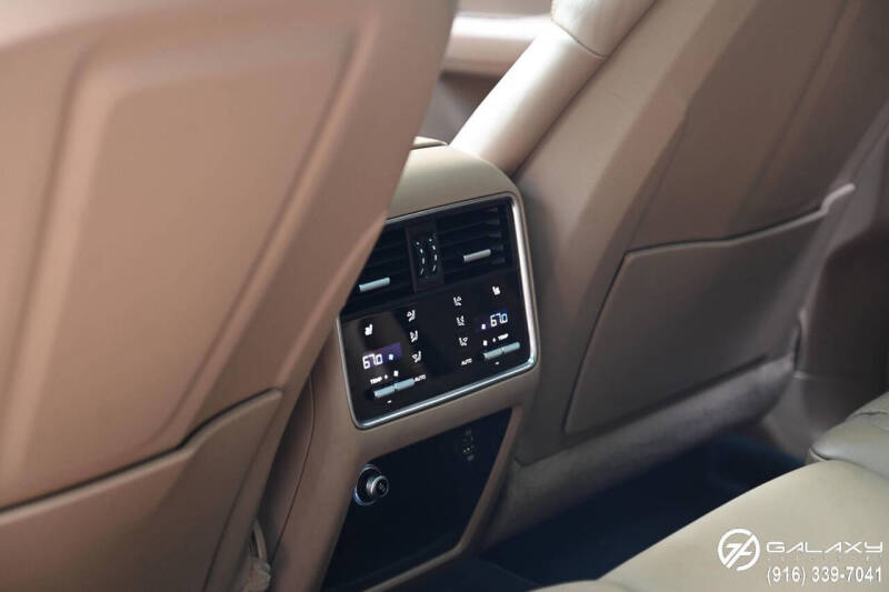 2019 Porsche Cayenne S