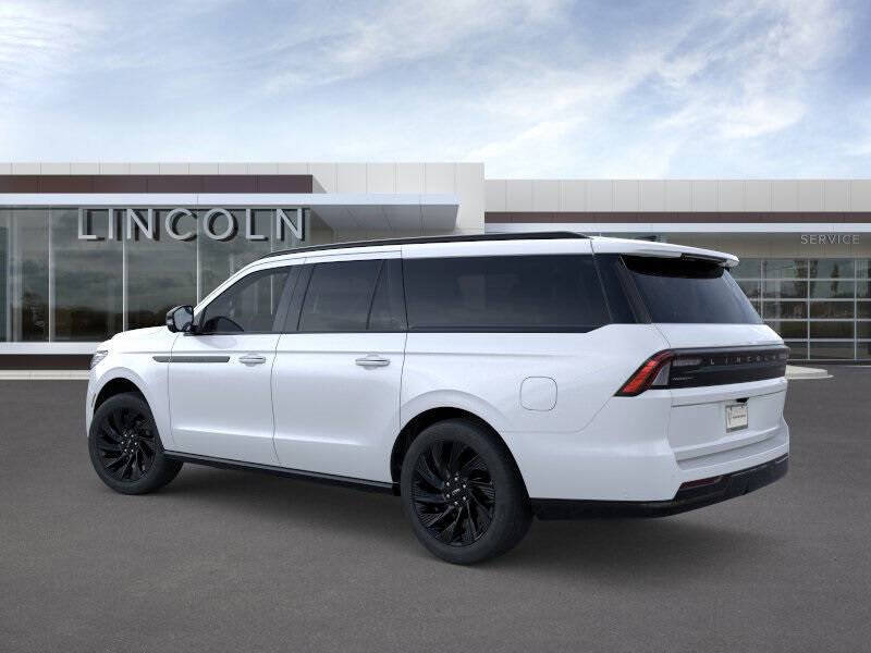 2025 Lincoln Navigator L Reserve