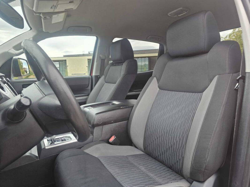 2014 Toyota Tundra SR5