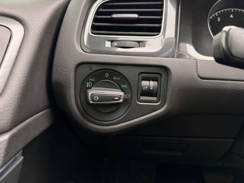 2019 Volkswagen Golf