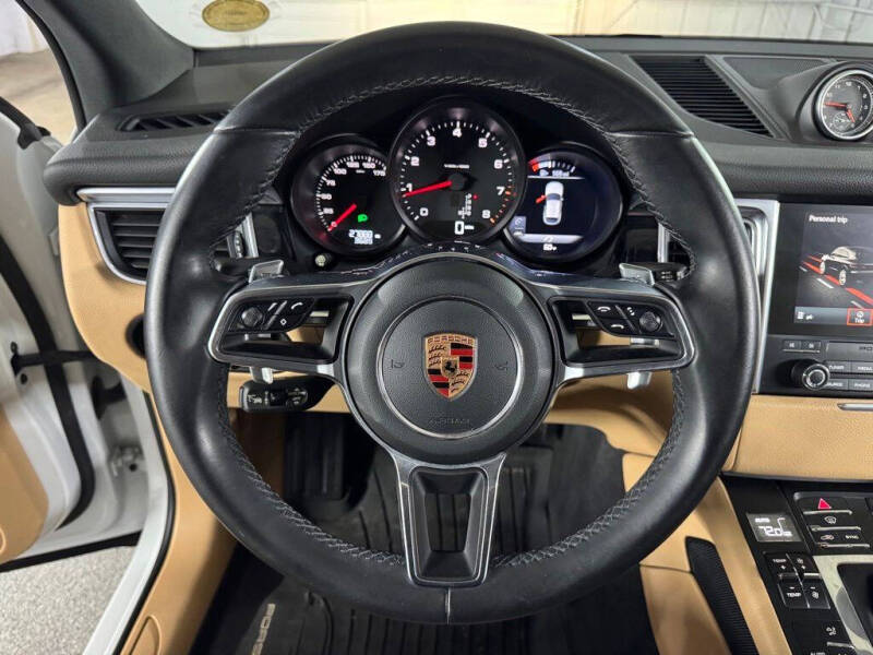 2018 Porsche Macan