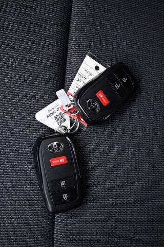 2024 Toyota Prius LE