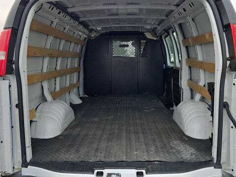 2024 GMC Savana 2500