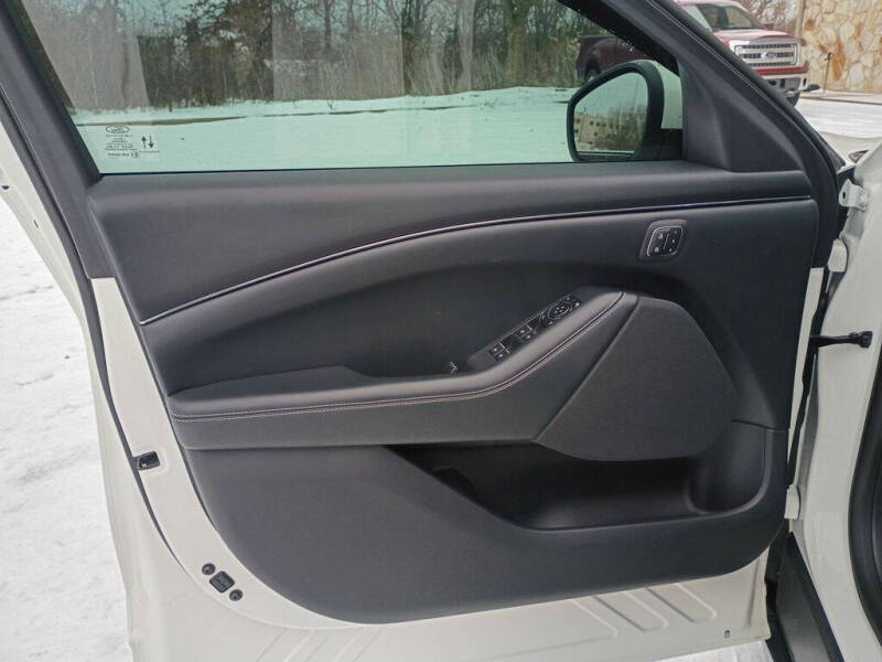 2021 Ford Mustang Mach-E Select