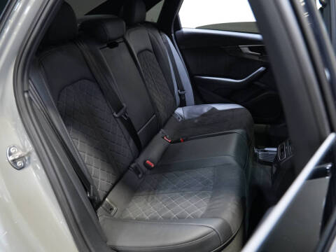 2022 Audi S4 3.0T quattro Premium