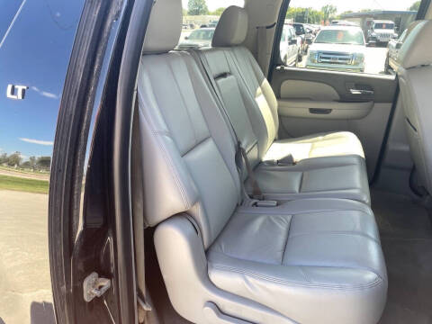 2014 Chevrolet Suburban LT