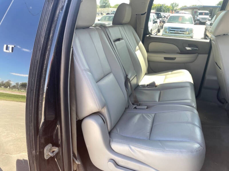 2014 Chevrolet Suburban LT