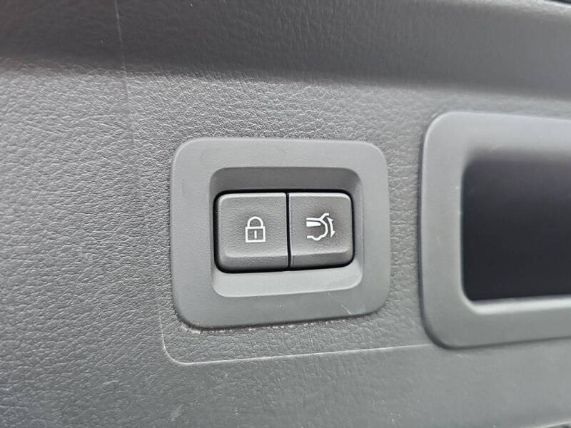 2025 Mazda CX-50 2.5 S Preferred