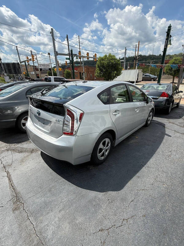 2014 Toyota Prius Four