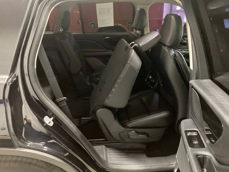 2022 Lincoln Aviator Standard