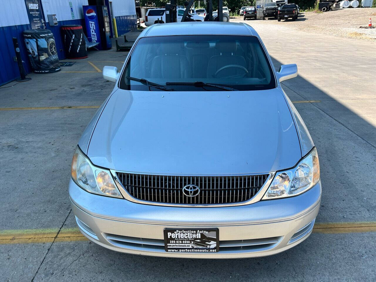 2001 Toyota Avalon For Sale In Champaign, IL