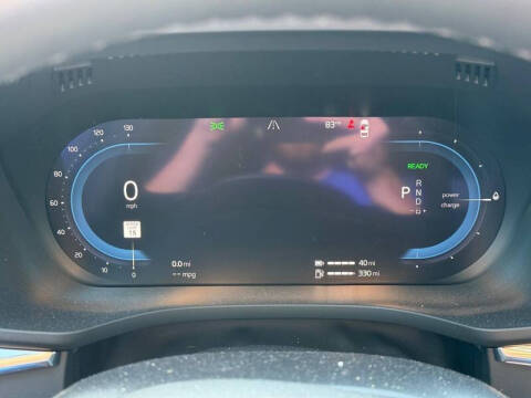 2025 Volvo XC60 T8 Core Dark Theme