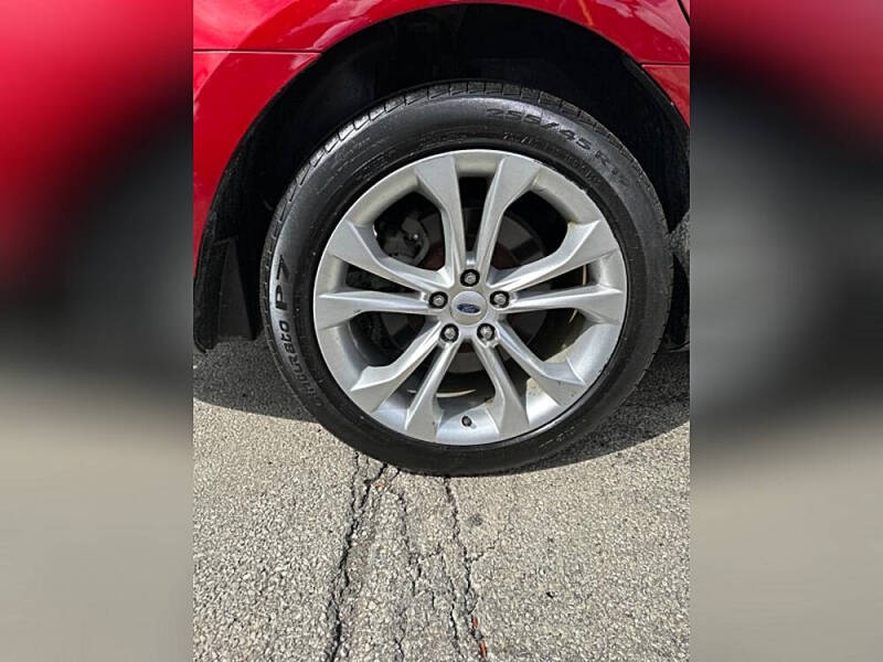 2013 Ford Taurus SEL