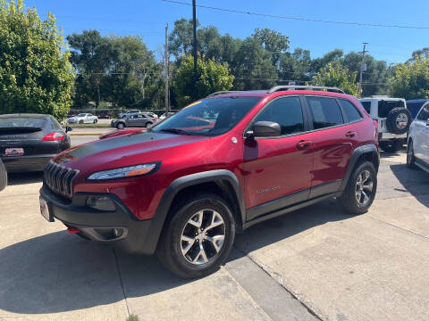 2014 Jeep Cherokee for sale at Azteca Auto Sales LLC in Des Moines IA