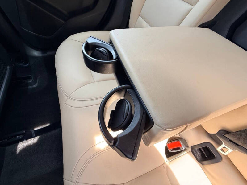 2017 Infiniti QX30 Premium