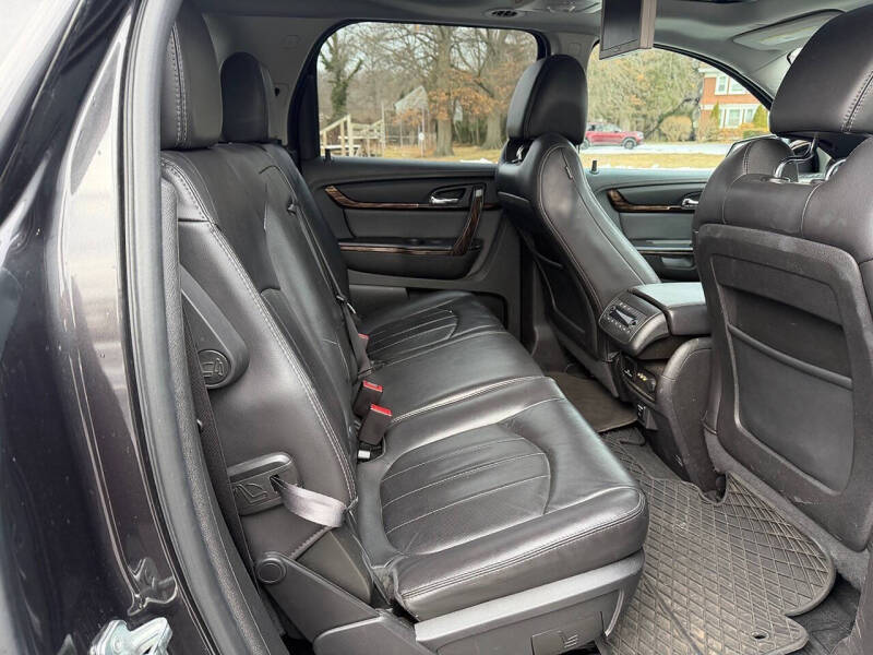 2016 GMC Acadia Denali