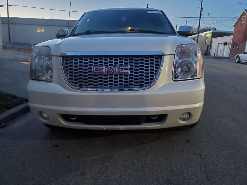 2008 GMC Yukon XL for sale at Car Kings in Cincinnati OH