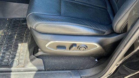 2023 Jeep Wagoneer Carbide