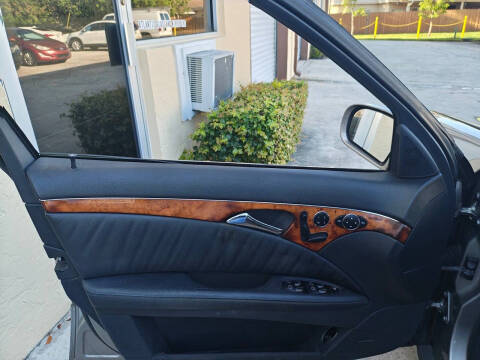 2003 Mercedes-Benz E-Class E 320