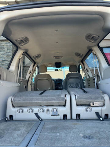 2005 Dodge Grand Caravan SXT