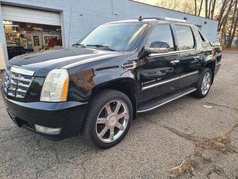 2007 Cadillac Escalade EXT for sale at Devaney Auto Sales & Service in East Providence RI