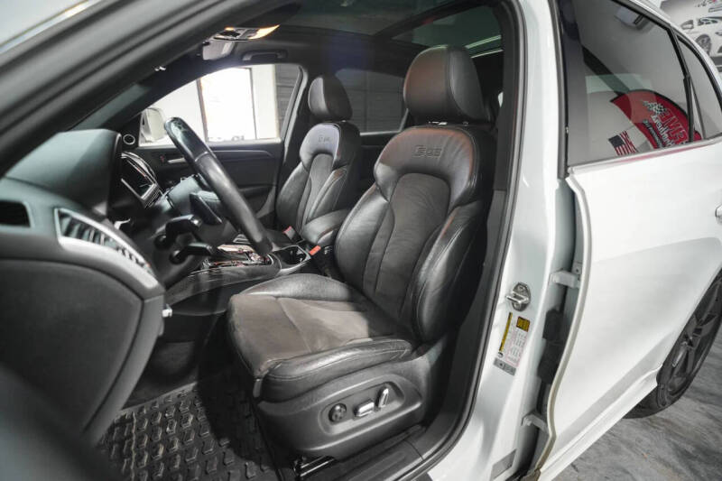 2014 Audi SQ5 3.0T quattro Premium Plus