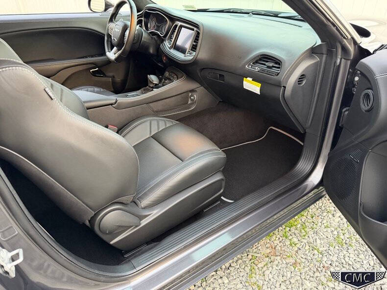 2022 Dodge Challenger