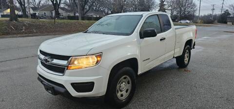2015 Chevrolet Colorado for sale at EXPRESS MOTORS in Grandview MO