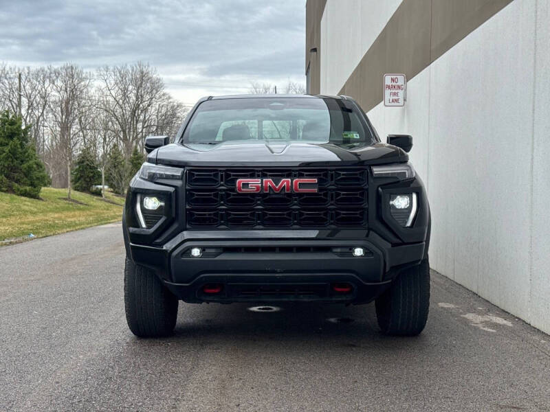 2024 GMC Canyon Elevation