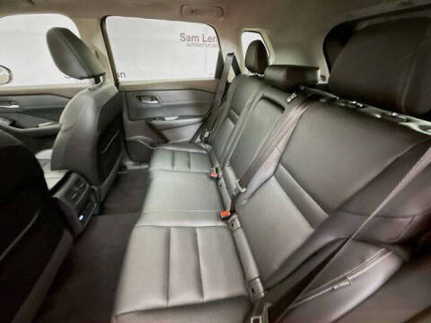 2022 Nissan Rogue SL