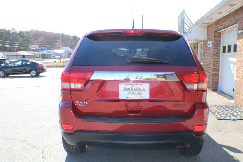 2011 Jeep Grand Cherokee Laredo