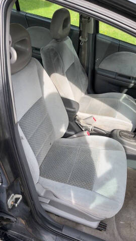 2005 Saturn Ion 3