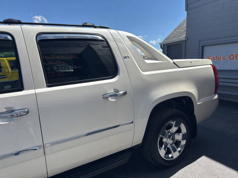 2012 Chevrolet Avalanche LTZ