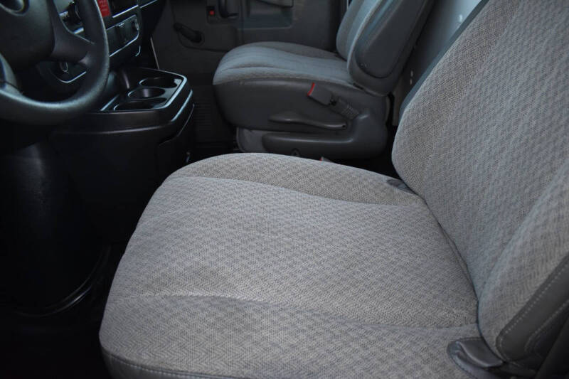 2018 Chevrolet Express 2500