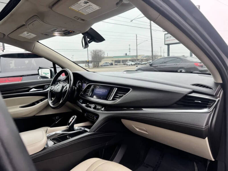 2021 Buick Enclave Essence