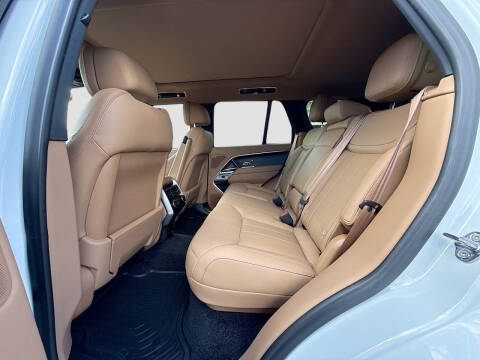 2025 Land Rover Range Rover P530 SE