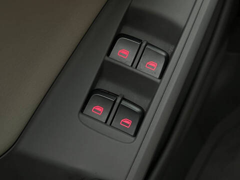 2010 Audi A5 2.0T quattro Premium Plus