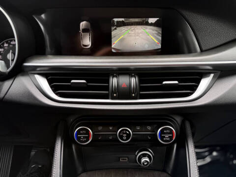 2018 Alfa Romeo Stelvio Ti