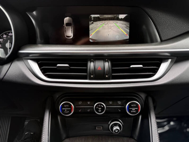 2018 Alfa Romeo Stelvio Ti