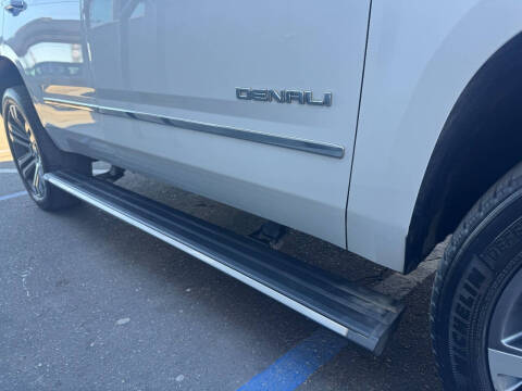 2019 GMC Yukon Denali