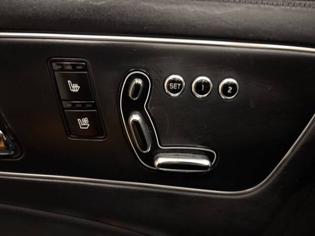 2015 Kia K900 Premium