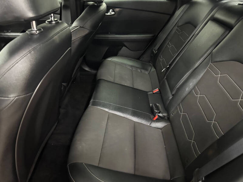 2022 Kia Forte GT Line